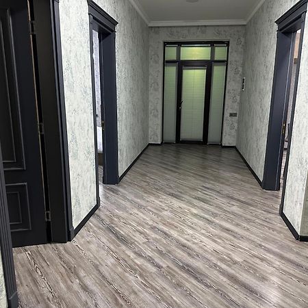 הוילה Flora Grand גאלבה מראה חיצוני תמונה