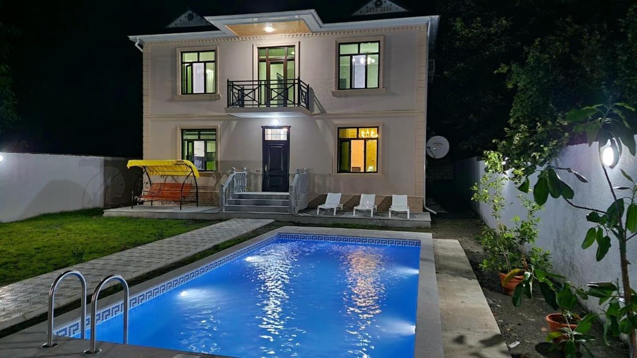 הוילה Flora Grand גאלבה מראה חיצוני תמונה