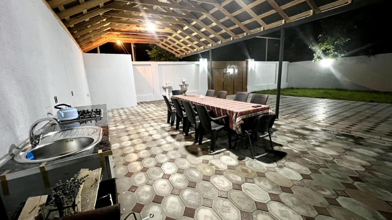 הוילה Flora Grand גאלבה מראה חיצוני תמונה